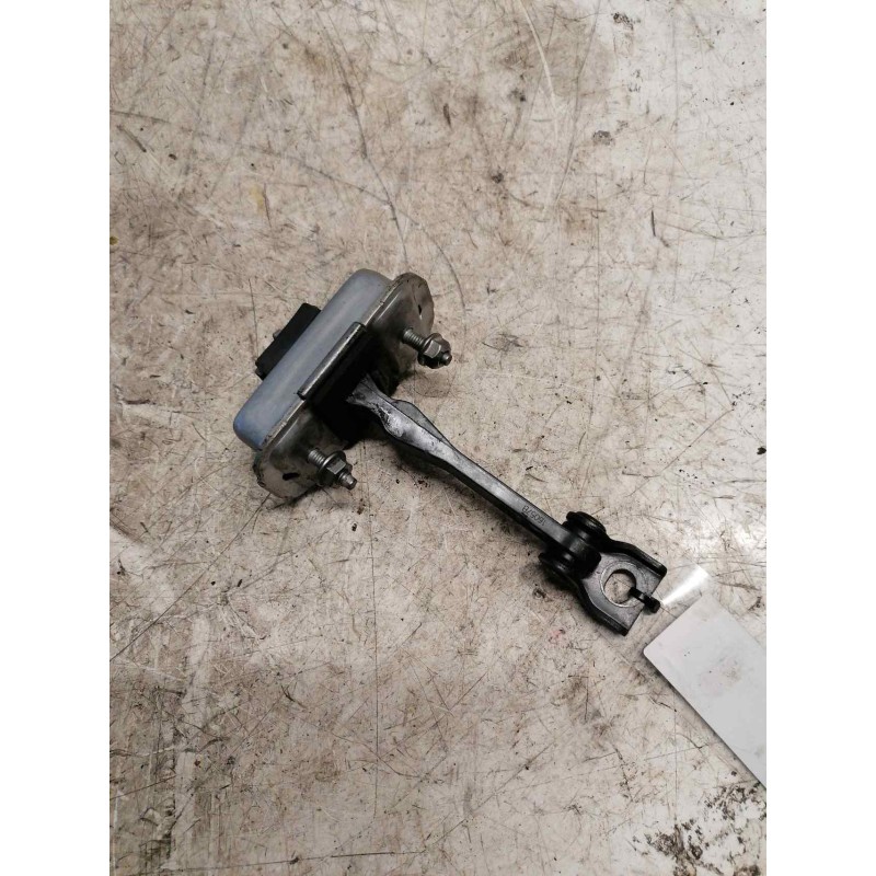 Recambio de retenedor puerta para peugeot 208 style referencia OEM IAM   DELANTERA DERECHA 2