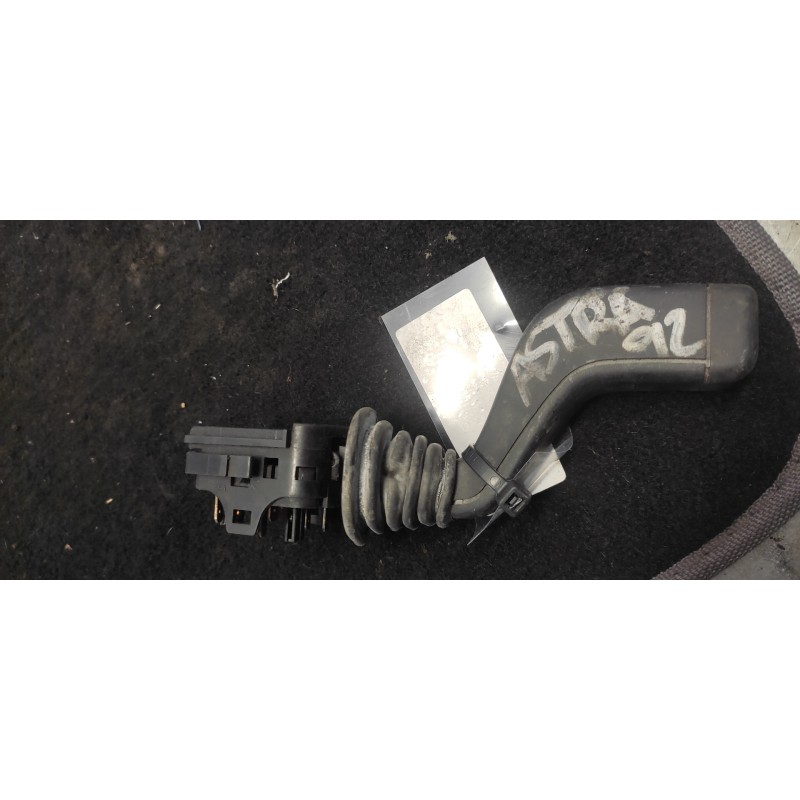 Recambio de mando limpia para opel astra g berlina 1.7 16v cdti cat (z 17 dtl / lrb) referencia OEM IAM 090243395