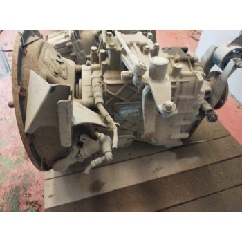 Recambio de caja cambios para nissan trucks atleon 140 referencia OEM IAM S542 1307050106 32010D8901