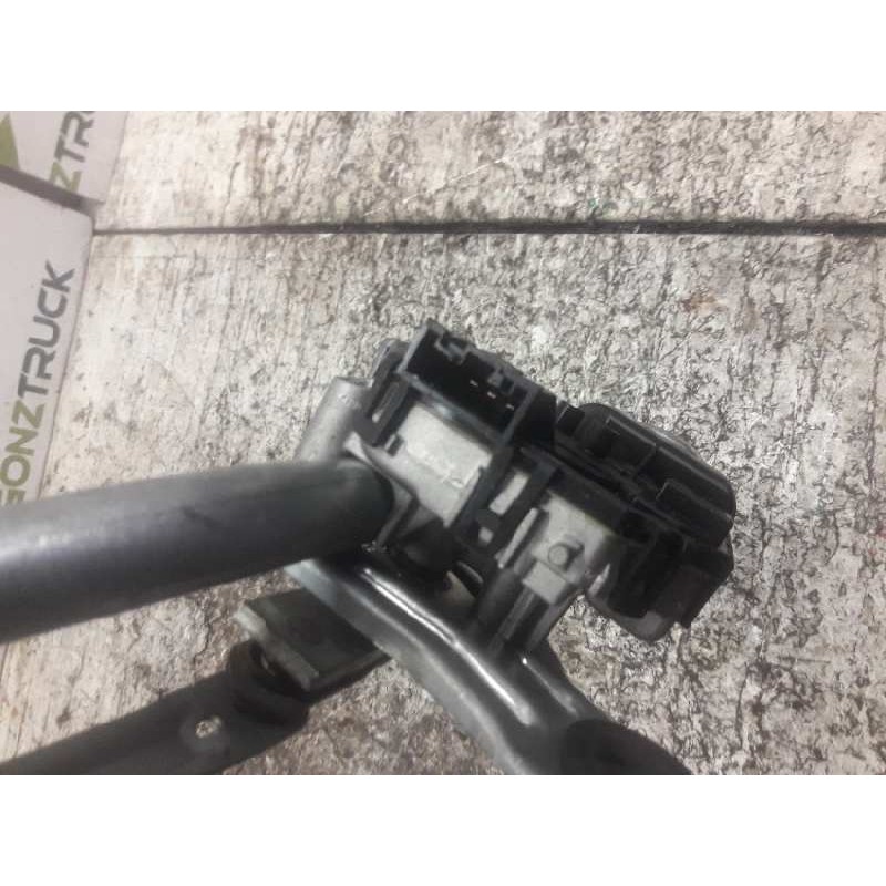 Recambio de motor limpia delantero para bmw serie 3 berlina (e46) 320d referencia OEM IAM 0390241712 67636914577 4 PINS 4