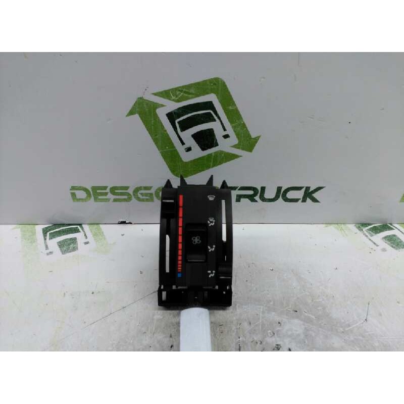 Recambio de mando calefaccion / aire acondicionado para renault rapid/express (f40) 1.9 d familiar (f40p) referencia OEM IAM 770