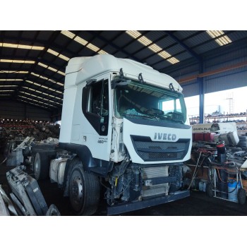 iveco stralis (ad/at) del año 2013