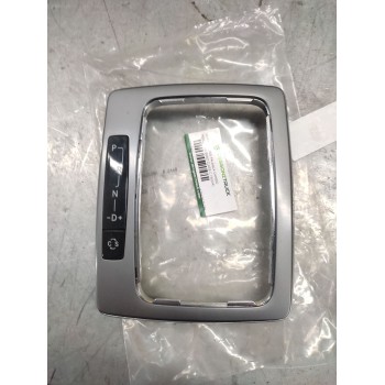 Recambio de guarnecidos palanca cambio para mercedes-benz clase c (w204) c 180 cdi (204.000) referencia OEM IAM A2042670288  