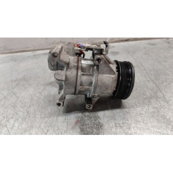 Recambio de compresor aire acondicionado para toyota auris active referencia OEM IAM 472602333  