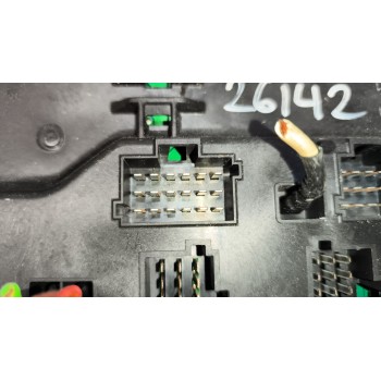 Recambio de caja reles / fusibles para volvo fh 12 2002  12.1 diesel (d12d460) referencia OEM IAM 20568055  