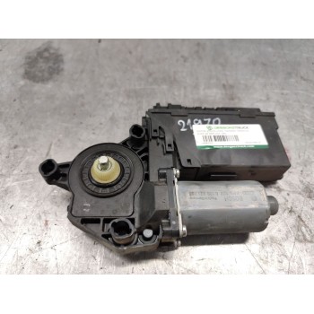 Recambio de motor elevalunas trasero derecho para audi a4 berlina (8e) 1.9 tdi referencia OEM IAM 8E0959802E  