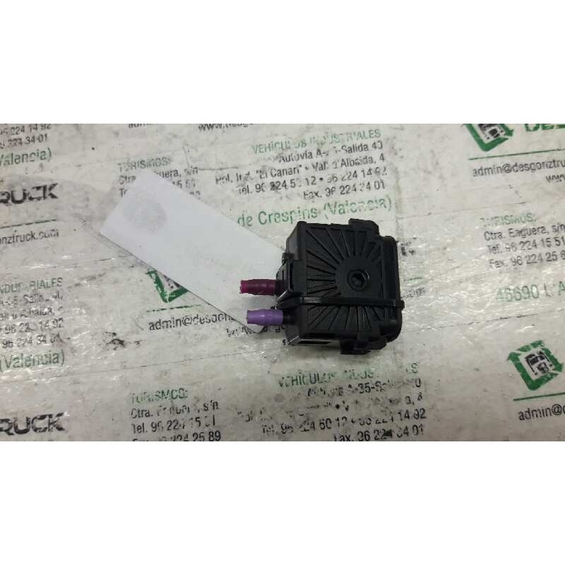 Recambio de boton regulacion de faros para mercedes-benz clase e (w210) berlina 320 (210.055) referencia OEM IAM 2
