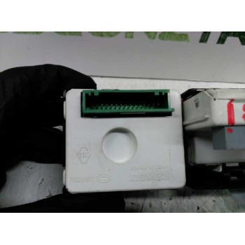 Recambio de pantalla multifuncion para renault scenic (ja..) 1.9 dci authentique referencia OEM IAM 8200142416  