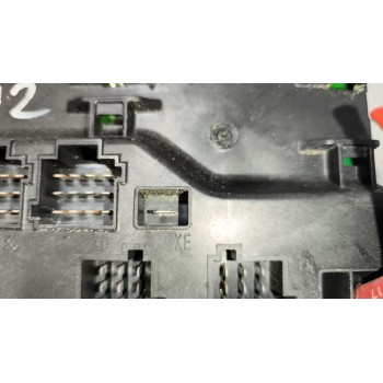 Recambio de caja reles / fusibles para volvo fh 12 2002  12.1 diesel (d12d460) referencia OEM IAM 20568055  