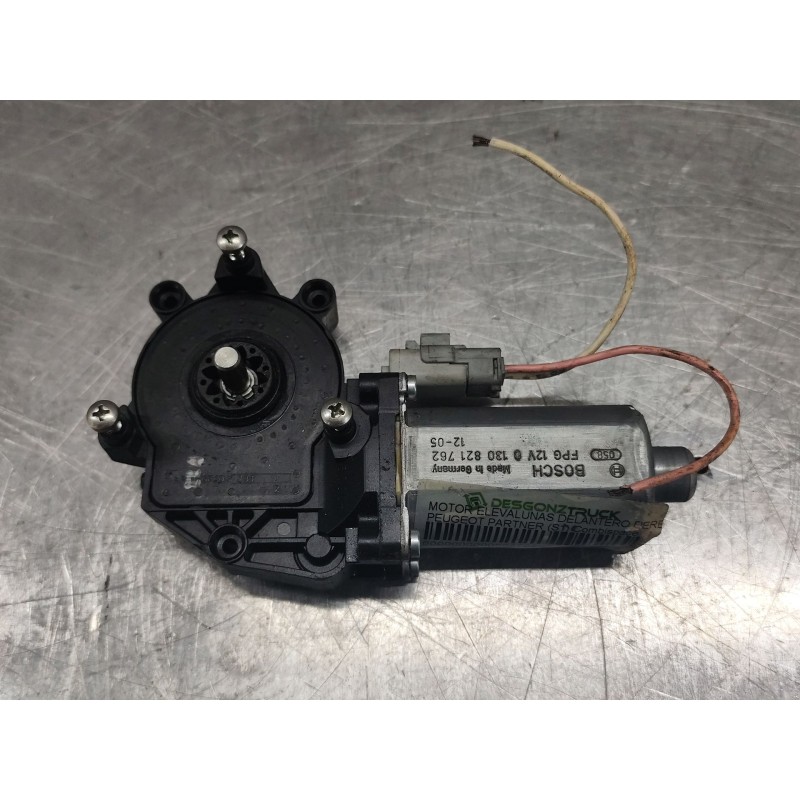 Recambio de motor elevalunas delantero derecho para peugeot partner (s1) combispace referencia OEM IAM   