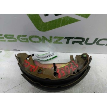 Recambio de zapatas de freno traseras para renault rapid/express (f40) 1.9 d familiar (f40p) referencia OEM IAM   