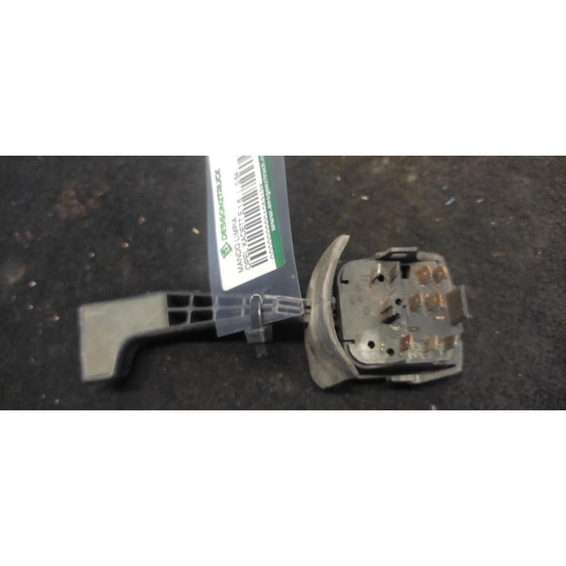 Recambio de mando limpia para opel kadett e 1.6 referencia OEM IAM 090243395 2