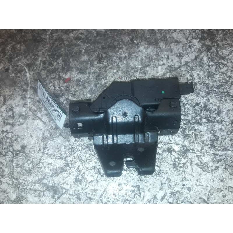 Recambio de cerradura maletero / porton para bmw serie 3 berlina (e46) 320d referencia OEM IAM 8196401 4 PINS 2