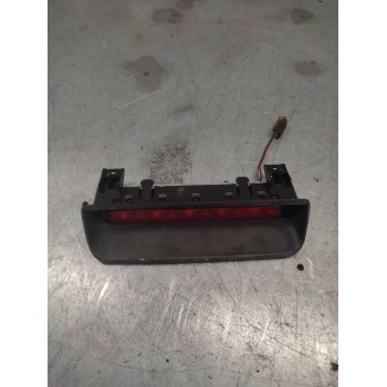 Recambio de luz central de freno para chevrolet tacuma se referencia OEM IAM   