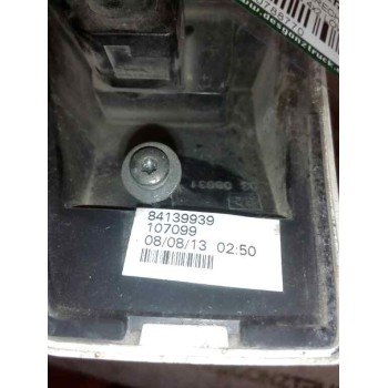 Recambio de piloto lateral derecho para volvo fh xxx fsa 4x2 low corto referencia OEM IAM 84139939  