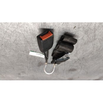 Recambio de enganche cinturon trasero central para volkswagen golf iii (1h1) 1.6 referencia OEM IAM   