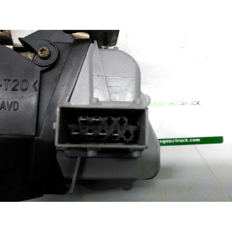 Recambio de cerradura puerta delantera derecha para citroën xsara berlina 1.9 td sx referencia OEM IAM 3