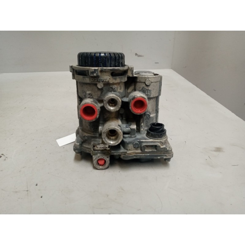 Recambio de valvula aire para daf serie xf105.xxx 12.9 diesel referencia OEM IAM 4802040020 valvula control remolque 