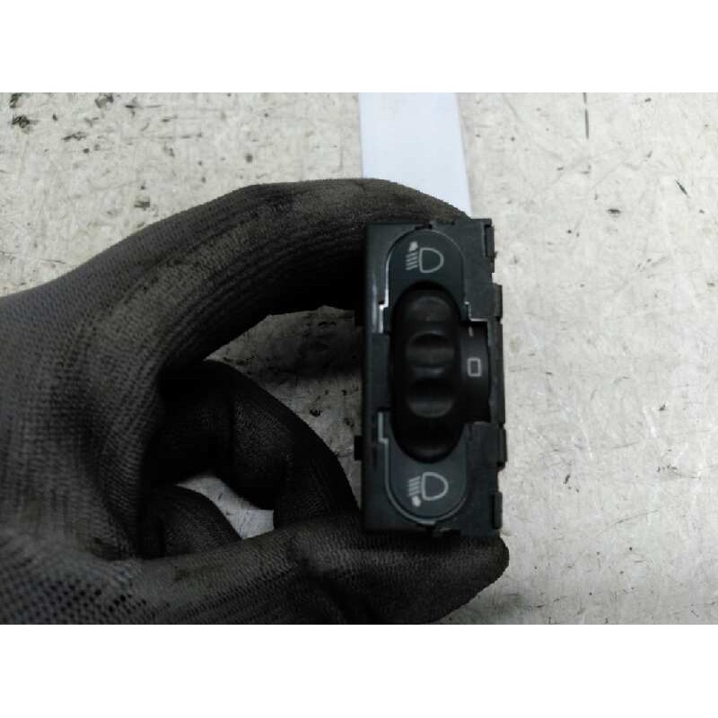 Recambio de mando regulador de faros para renault clio ii fase ii (b/cb0) authentique referencia OEM IAM 8200060042 2