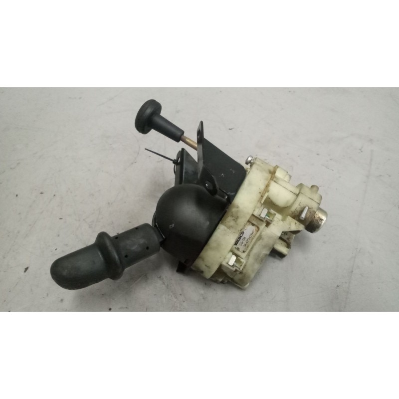 Recambio de palanca freno de mano para volvo fm 12 2002 referencia OEM IAM 20367533  9617242040