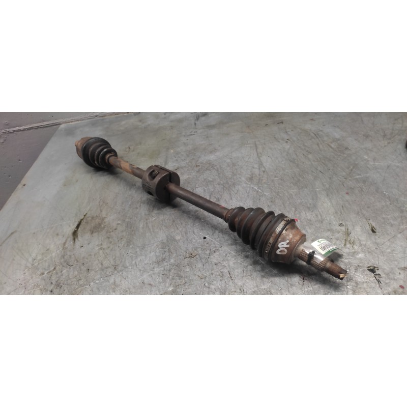 Recambio de transmision delantera derecha para ford fiesta berl./courier 1.4 cat (pt-e) referencia OEM IAM  24.7MM MANGUETA 25.4