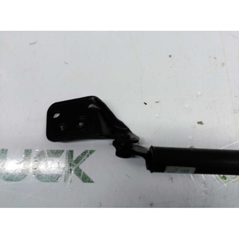 Recambio de amortiguadores capo para kia pride glxi familiar referencia OEM IAM 2