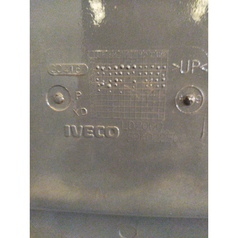 Recambio de moldura trasera cabina para iveco stralis (as) fsa t / fp lt 4x2 gran espacio referencia OEM IAM 504022500 - Blanco 3