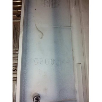 Recambio de rejilla delantera central para nissan eco - t 100.45/78 kw/e2 referencia OEM IAM 15200144  