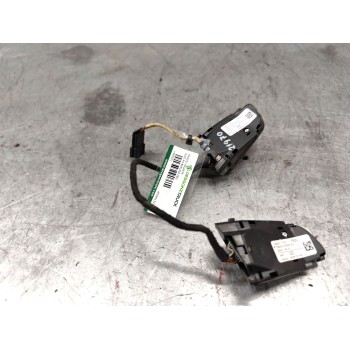 Recambio de mando volante para audi a4 berlina (8e) 1.9 tdi referencia OEM IAM 4F0951527L  