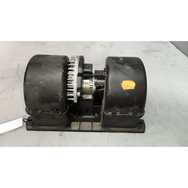 Recambio de motor calefaccion para volvo fh 12 2002  12.1 diesel (d12d460) referencia OEM IAM 20443822  