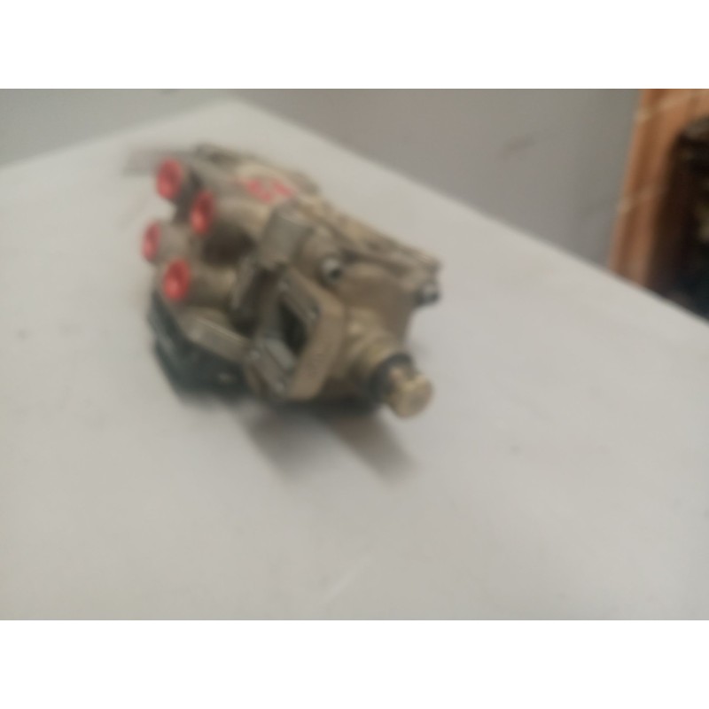 Recambio de valvula aire para iveco eurocargo 05.03  3.9 diesel referencia OEM IAM dx65c - Blanco 3