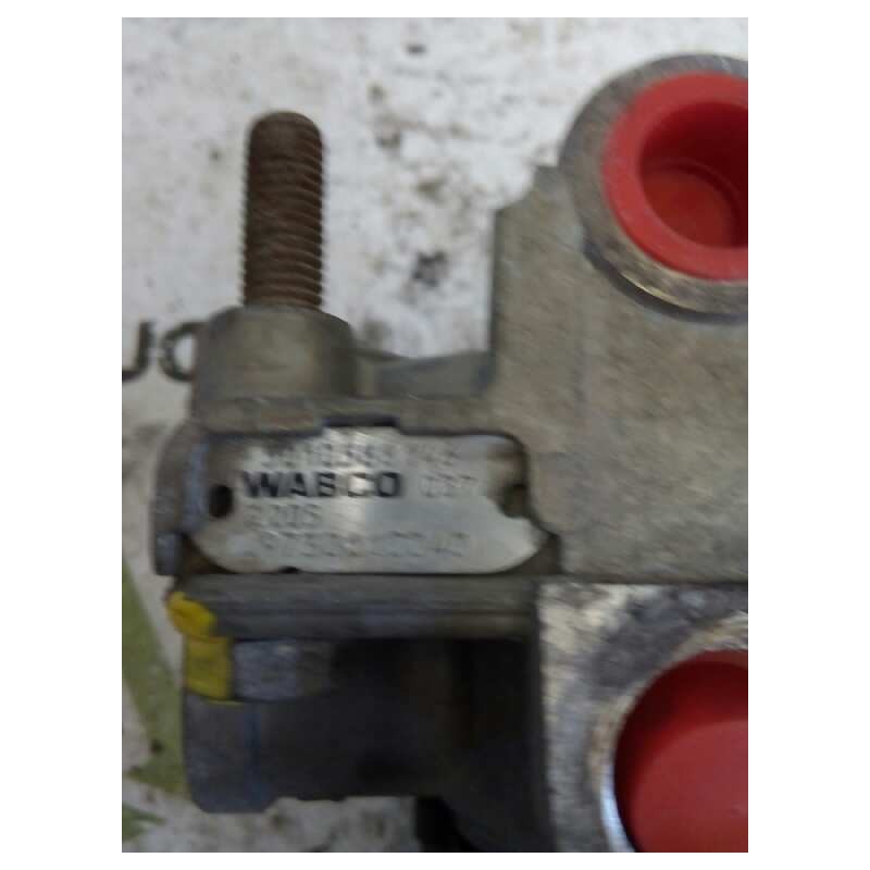 Recambio de valvula aire para renault magnum ab 2005 cabina adel.tractor semirr. gv  4x2 4xx.18 gran espacio referencia OEM IAM - Blanco 2