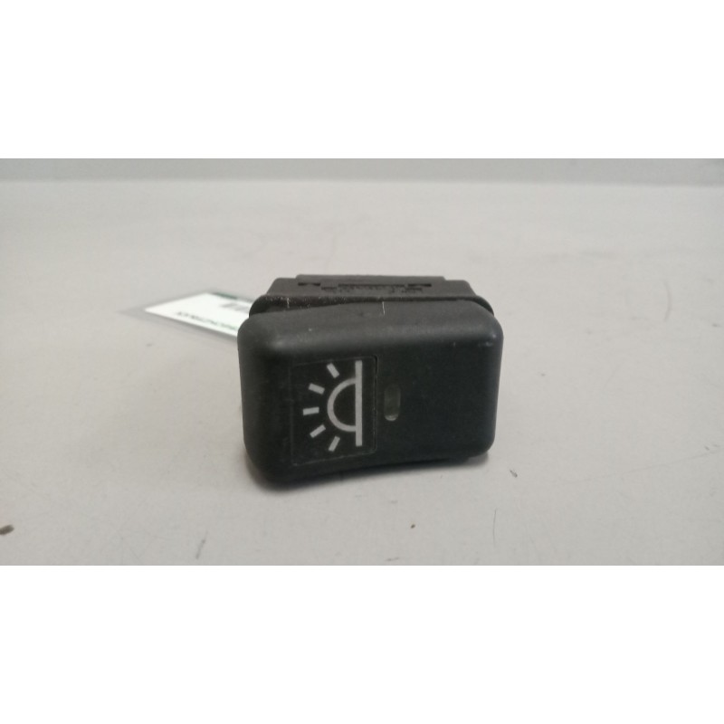 Recambio de interruptor para volvo fm 12 2002 referencia OEM IAM 2056992  