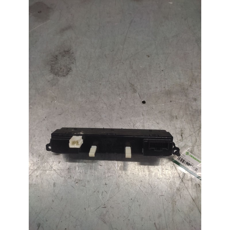 Recambio de warning para hyundai i20 i (pb, pbt) 1.1 crdi referencia OEM IAM 299113650 2