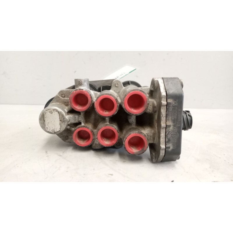 Recambio de valvula aire para mercedes-benz serie xf105.xxx 12.9 diesel referencia OEM IAM 1612054  AE4528