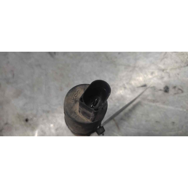 Recambio de bomba limpia para volkswagen passat berlina (3c2) advance referencia OEM IAM 1T0955651 2 PINS - Negro 2