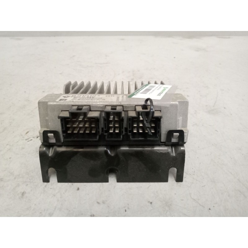 Recambio de modulo electronico para renault magnum ab 2005 12.0 diesel referencia OEM IAM 5010614545 CENTRALITA INTERMITENCIA 