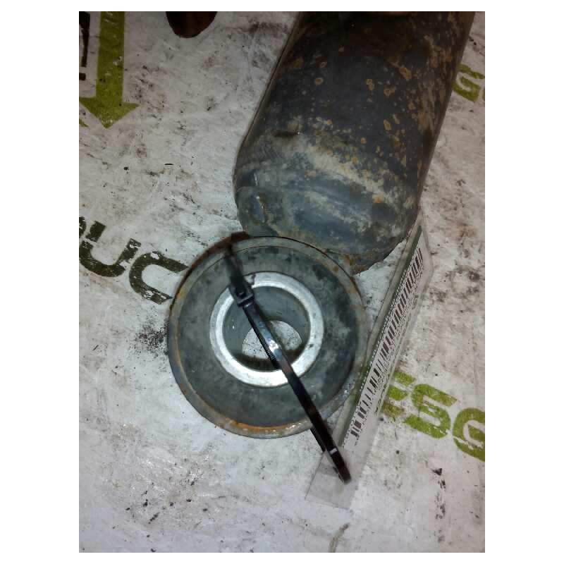 Recambio de amortiguador trasero para renault premium distribution fas 4x2 cabina larga referencia OEM IAM 5010383698A - Blanco 3