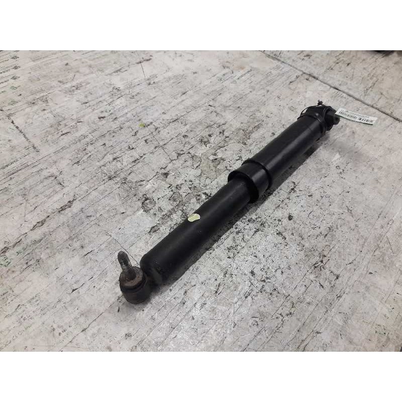 Recambio de amortiguador trasero para renault megane ii berlina 5p authentique referencia OEM IAM 8200287404 03061000833 2