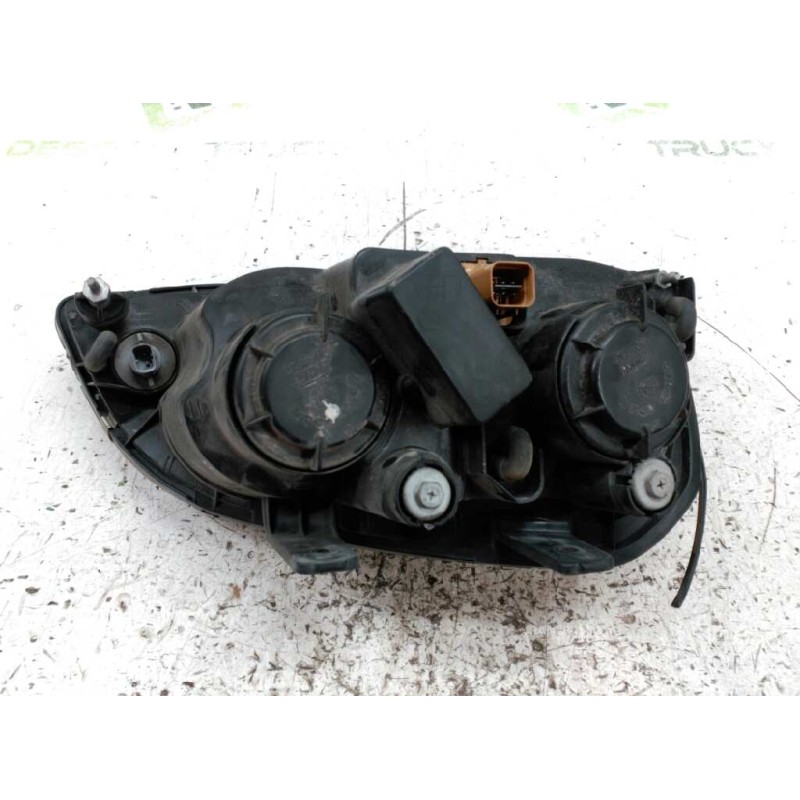 Recambio de faro izquierdo para chevrolet nubira berlina 2.0 diesel cat referencia OEM IAM 3