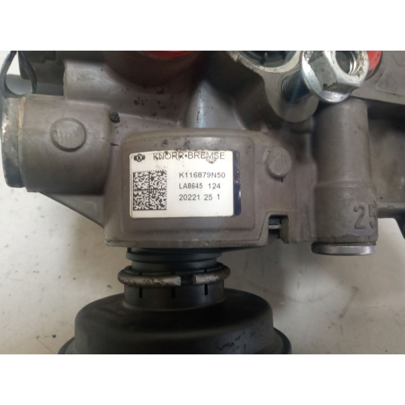 Recambio de valvula aire para daf serie lf45 desde 06 referencia OEM IAM LA8645  K116879N50 - Blanco 5