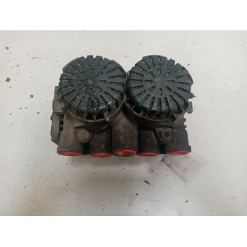Recambio de valvula aire para volvo fh xxx 12.8 diesel referencia OEM IAM 21122035 VALVULA MODULADOR EBS K020022
