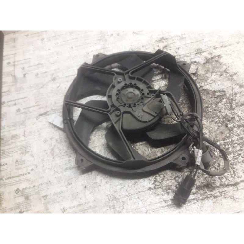 Recambio de electroventilador para peugeot 407 st sport referencia OEM IAM 89656849780 3/2 PINS - Blanco 3