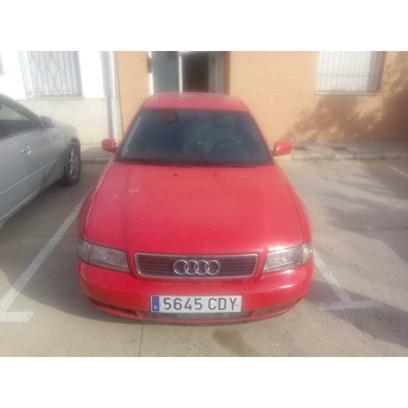 AUDI A4 BERLINA (B5)