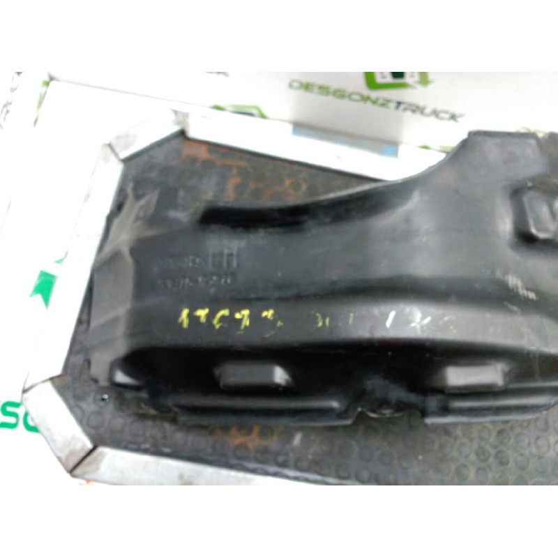 Recambio de paso rueda delantero izquierdo para toyota avensis berlina (t 22) 2.0 d4-d luna (5-ptas.) referencia OEM IAM 5387605 2