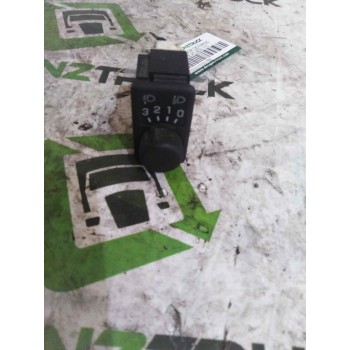 MANDO REGULADOR DE FAROS 