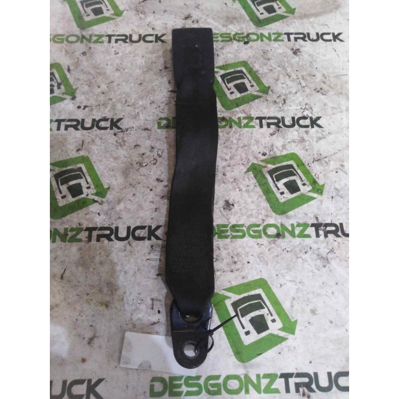 Recambio de enganche de cinturon delantero derecho para nissan trucks atleon 130.21 referencia OEM IAM 868429X401 - Amarillo 3