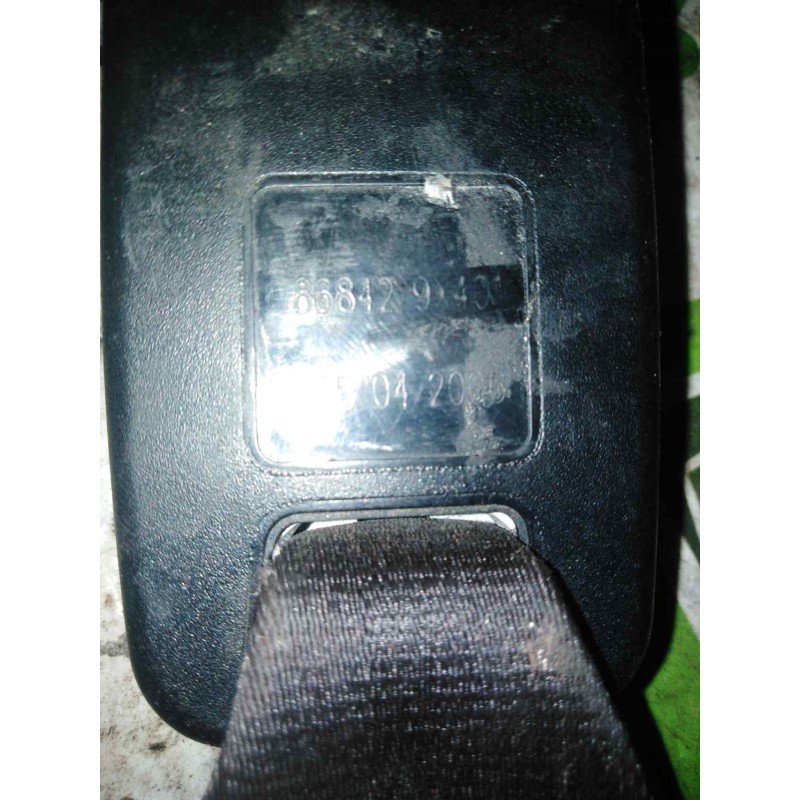 Recambio de enganche de cinturon delantero derecho para nissan trucks atleon 130.21 referencia OEM IAM 868429X401 - Amarillo 4