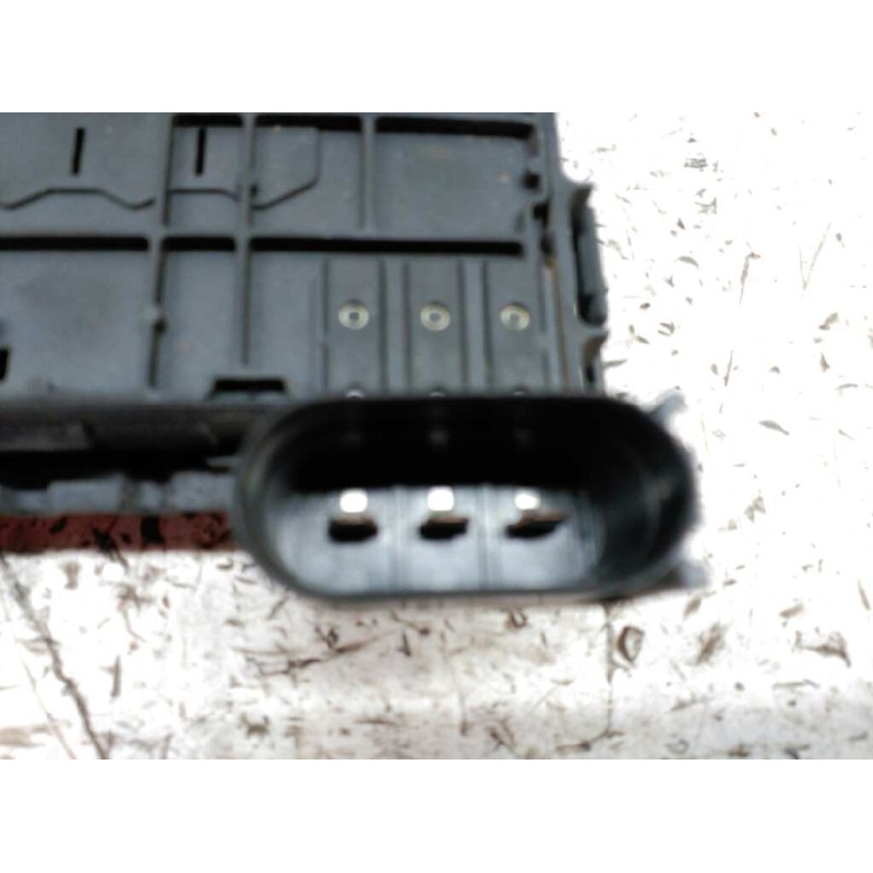 Recambio de caja reles / fusibles para volkswagen golf iv berlina (1j1) highline referencia OEM IAM 3