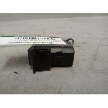 Recambio de mando elevalunas delantero derecho para renault magnum ab 2005 12.0 diesel referencia OEM IAM   